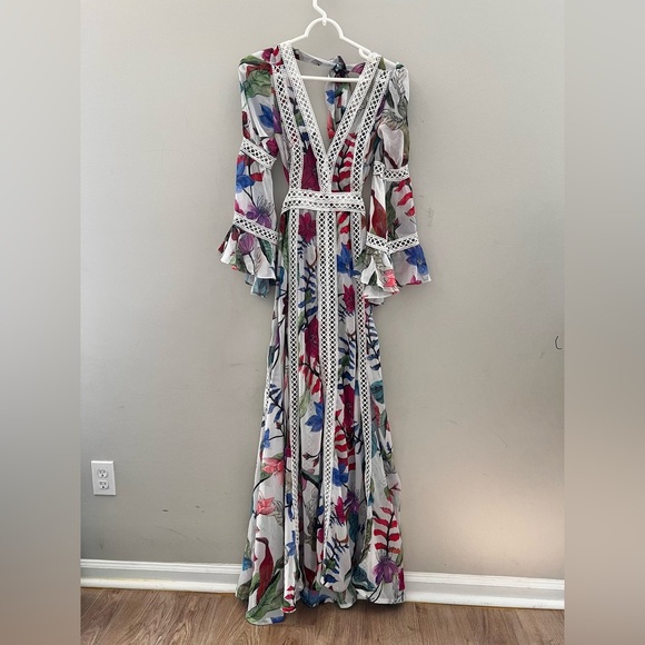 NWT PatBo Zamia Lace Trim Cut Out Maxi Dress Size 0/XS - Picture 3 of 8